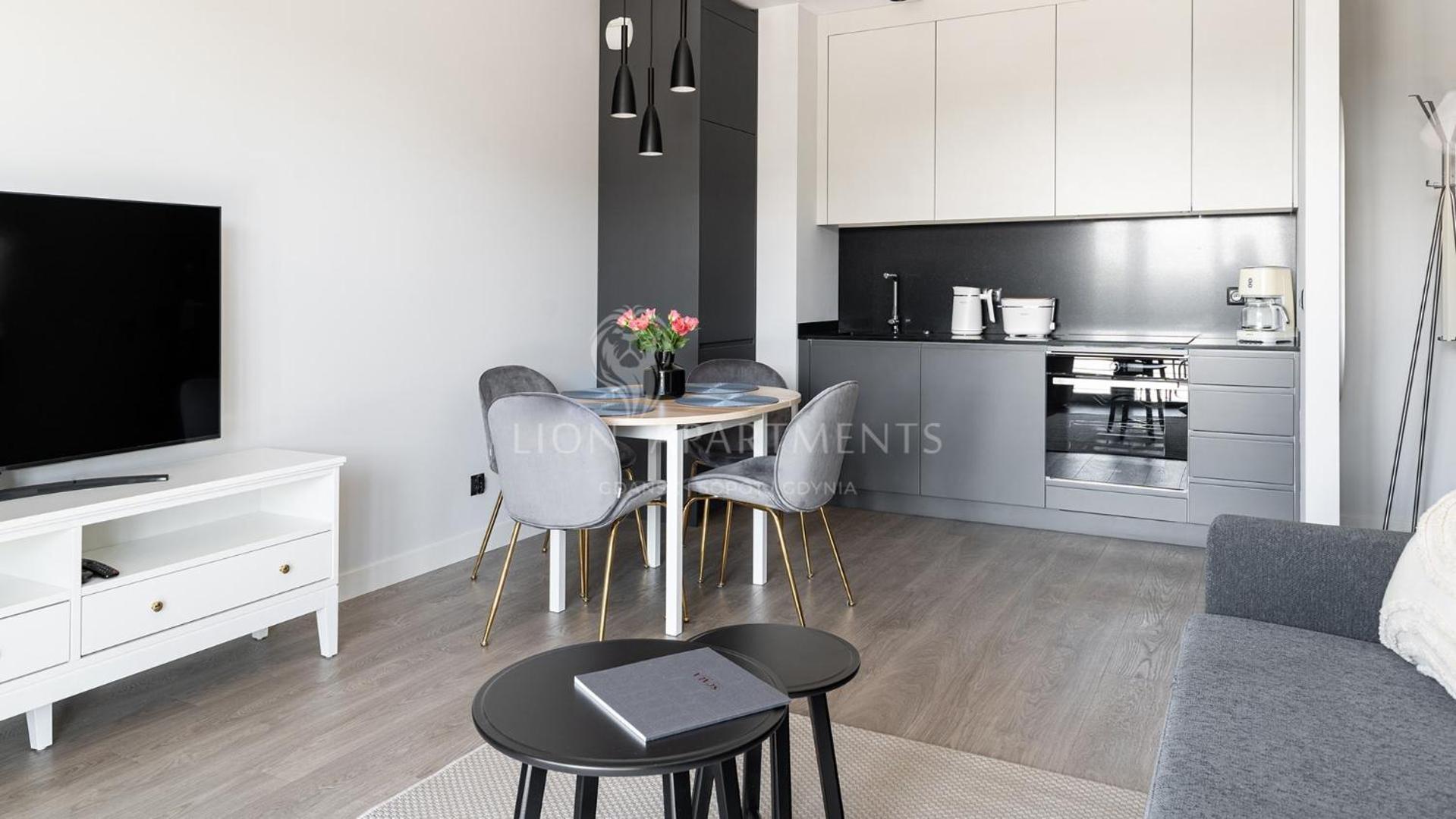 Scala City Center Apartments With Parking By Lion Apartments グダニスク エクステリア 写真