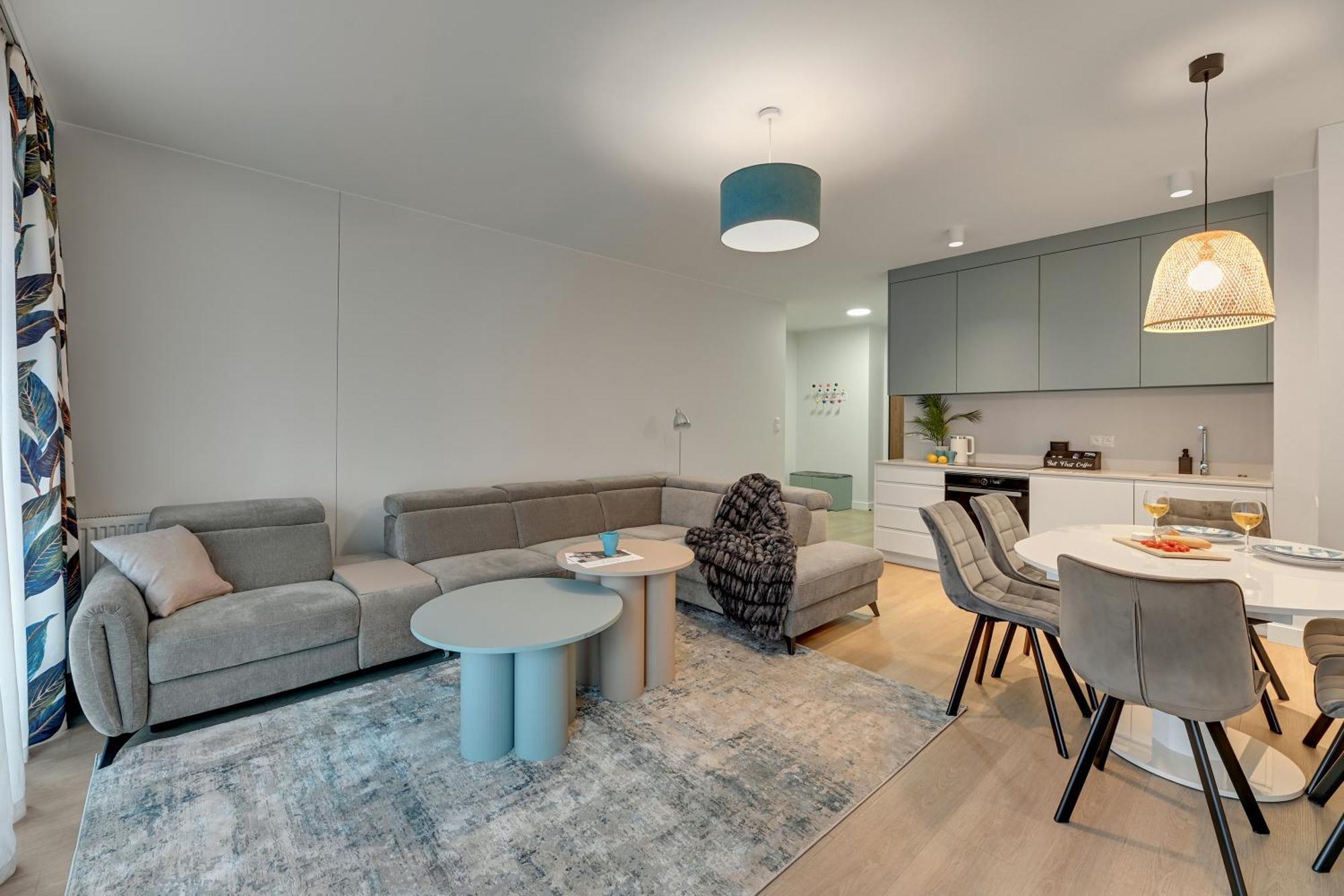 Scala City Center Apartments With Parking By Lion Apartments グダニスク エクステリア 写真