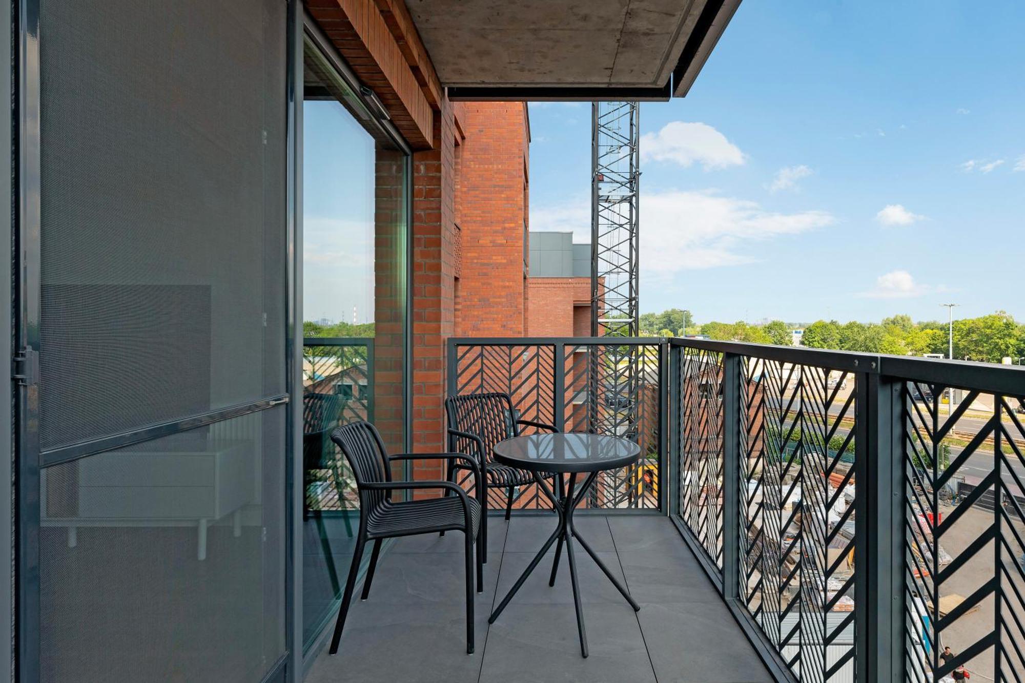 Scala City Center Apartments With Parking By Lion Apartments グダニスク エクステリア 写真