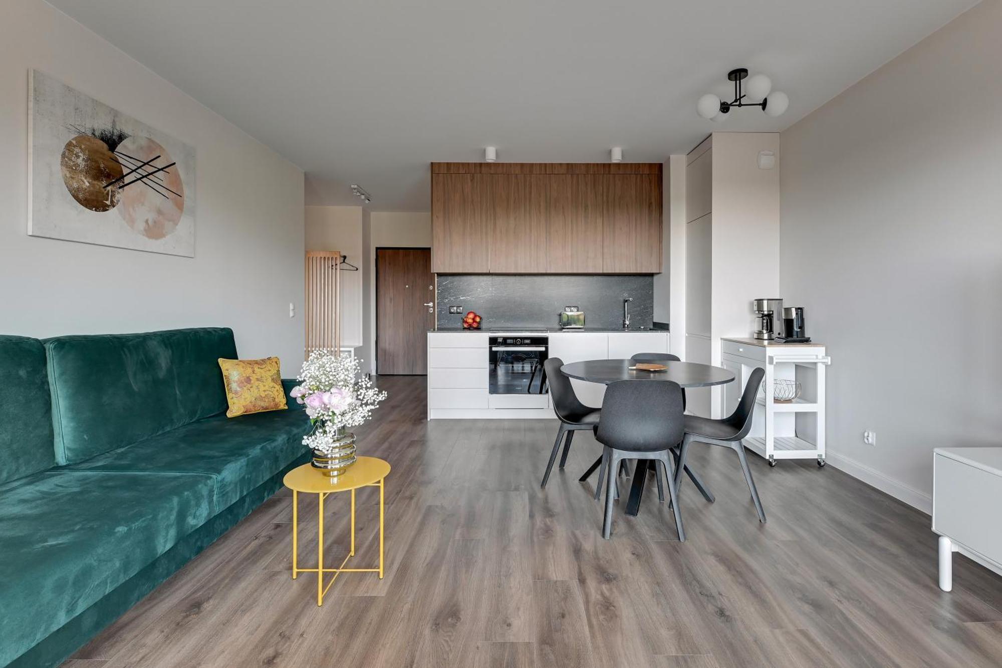 Scala City Center Apartments With Parking By Lion Apartments グダニスク エクステリア 写真