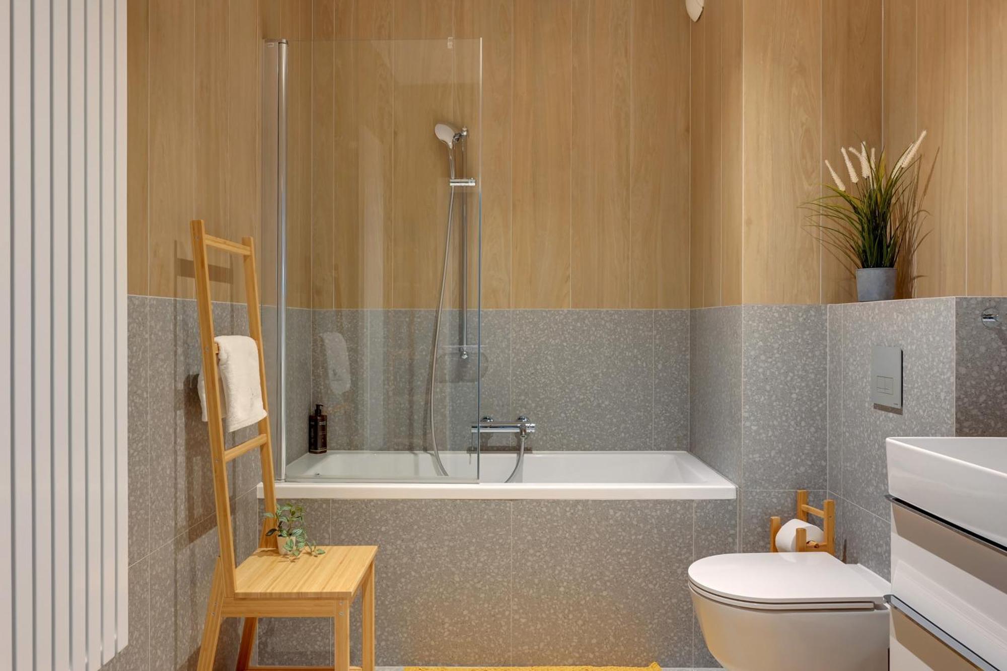 Scala City Center Apartments With Parking By Lion Apartments グダニスク エクステリア 写真